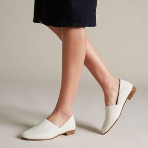 Clark’s pure tone loafer